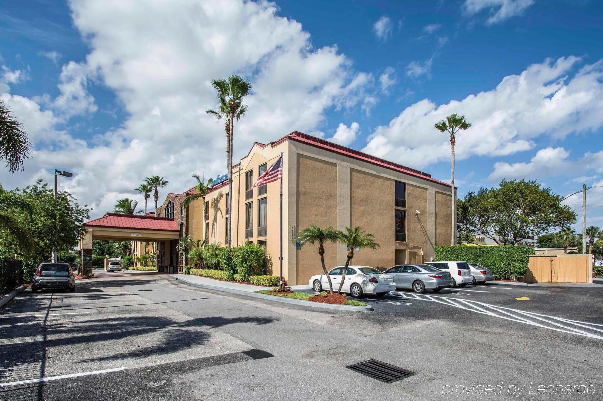 Comfort Inn & Suites Lantana - West Palm Beach South Eksteriør bilde